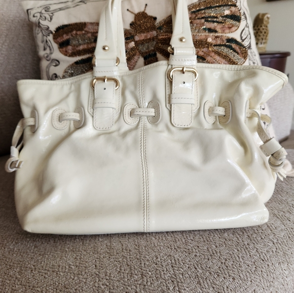 đź’ĄCLEARANCEđź’Ą AUTHENTIC VINTAGE BEIGE PATENT LEATHER DOONEY & BOURKE - Picture 4 of 16